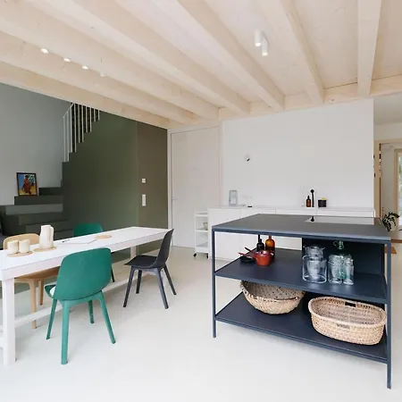 Schick Und Luftig Im Herzen Von דירה *