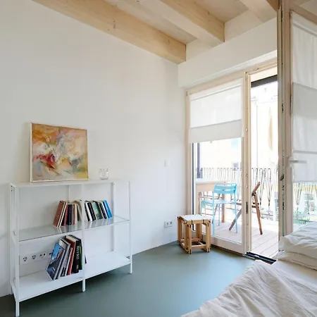 Schick Und Luftig Im Herzen Von לינץ