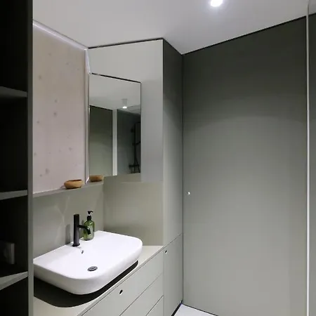 Apartment Schick Und Luftig Im Herzen Von